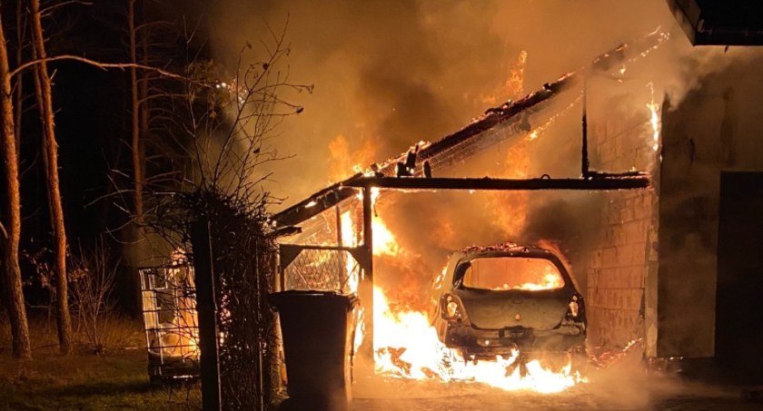 Tragedia rodziny pod Toruniem. W kilka minut spłonął jej dobytek