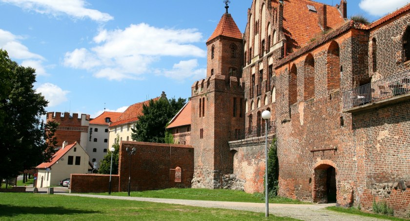 Odbudowa zamku w Toruniu. Żart wywołał spore poruszenie