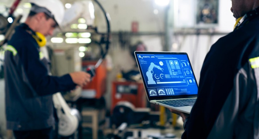 Ile zarabia programista robotów spawalniczych?