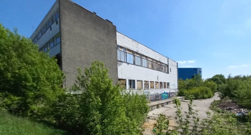Legendarny Uniwersam ma zyskać drugie życie. Na „stole” dwie koncepcje