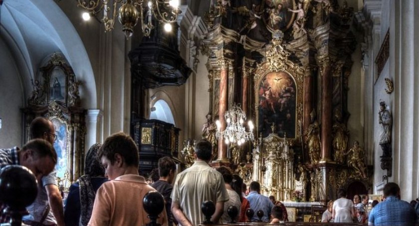 Seryjny złodziej zatrzymany w Toruniu. Grozi mu 15 lat więzienia 