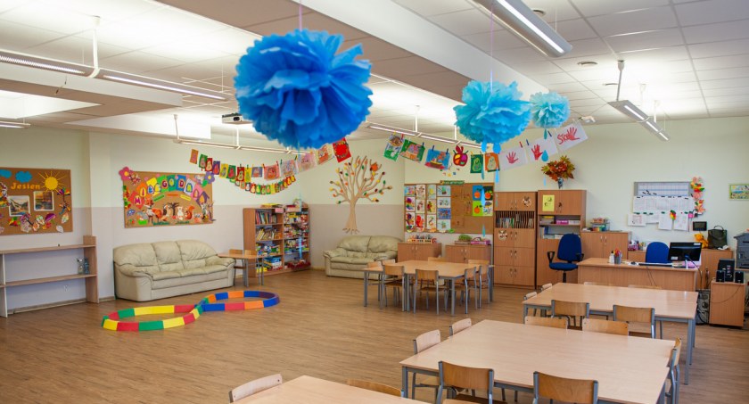 „Innowacja pedagogiczna” w Toruniu. Dzieci miały poczuć chemię do Jezusa