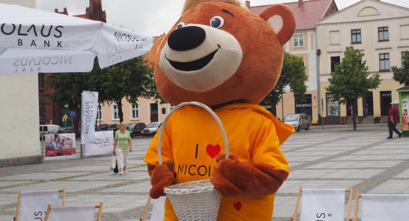 Letnia trasa Nicolaus Bank: Bardzo bliski bank - spotkania dla mieszkańców