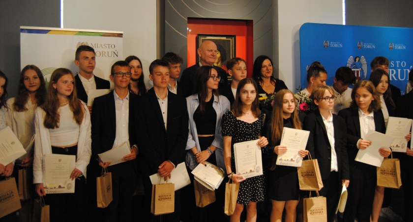Oto najlepsza klasa w Toruniu! Wykręcili niesamowitą średnią ocen