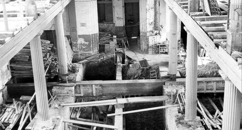 Kościół pw. Trójcy Świętej - historia uratowanego zabytku, w którym działa kino w Toruniu