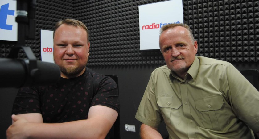 Grzegorz Nalazek - leśniczy, dzięki któremu pszczoły wracają do lasów