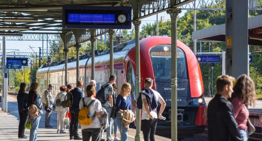 Prezenty dla posiadaczy kolejowych biletów miesięcznych