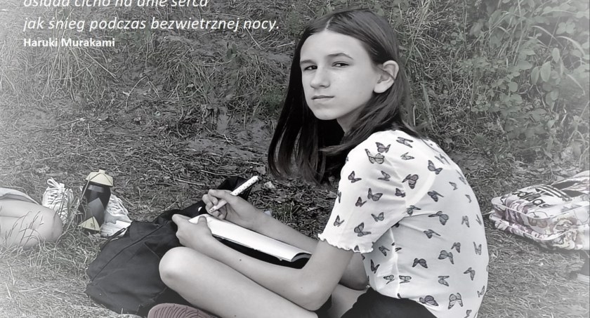 Paulina zginęła pod kołami samochodu w Toruniu. Szkoła pożegnała uczennicę 