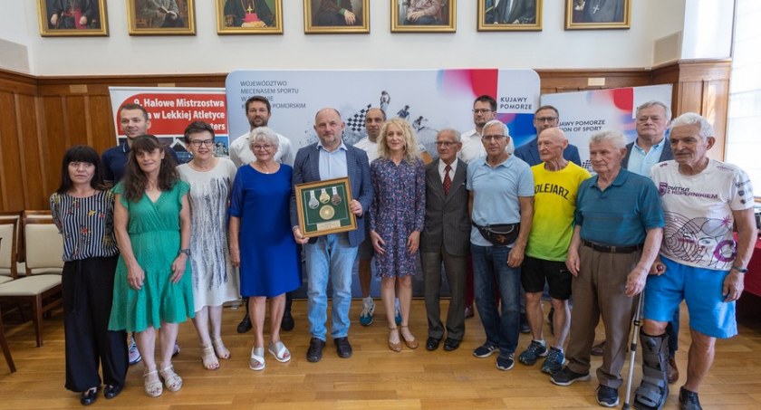 Weterani lekkiej atletyki odwiedzili marszałka