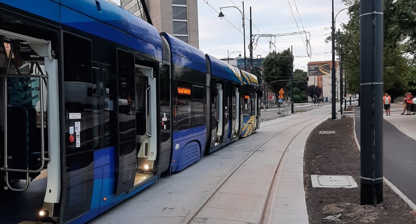 Rusza nowa linia w Toruniu. Tego dnia tramwaje wyjadą na tory