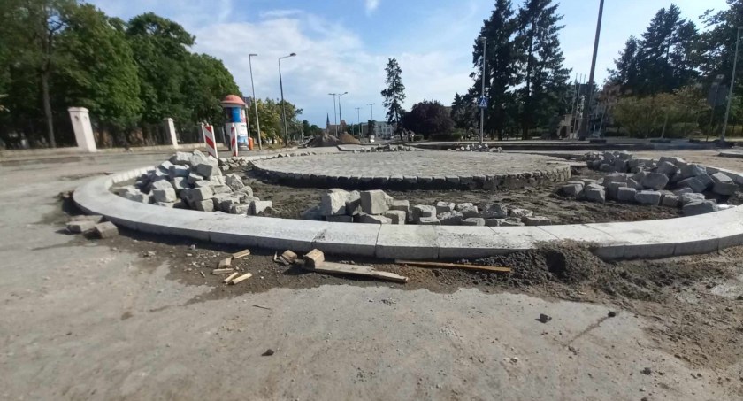 W Toruniu powstaje nowe rondo. Prace idą szybciej niż planowano