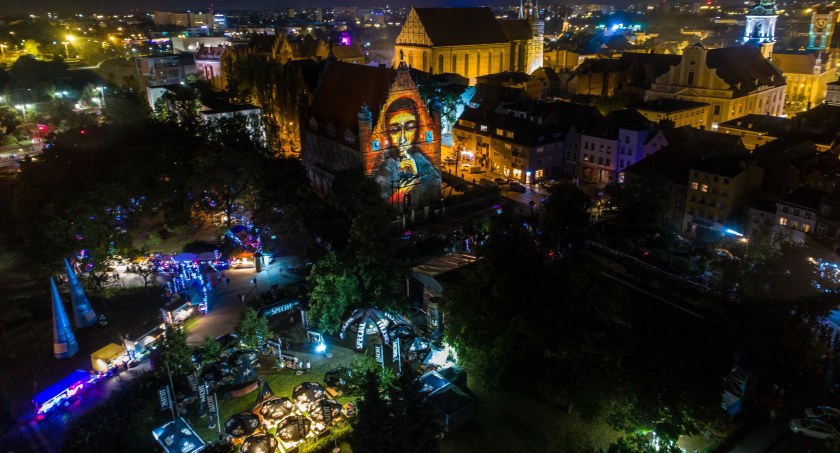 Oto płatne atrakcje na Bella Skyway Festival w Toruniu. Bajeczna podróż za 10 zł