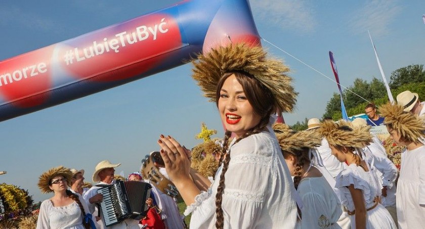 Przed nami wojewódzkie dożynki. Urszula zagra na scenie pod chmurką