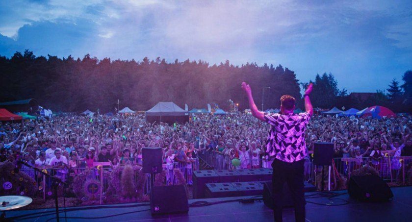 Legendarna gwiazda disco polo wystąpi pod Toruniem [PROGRAM]