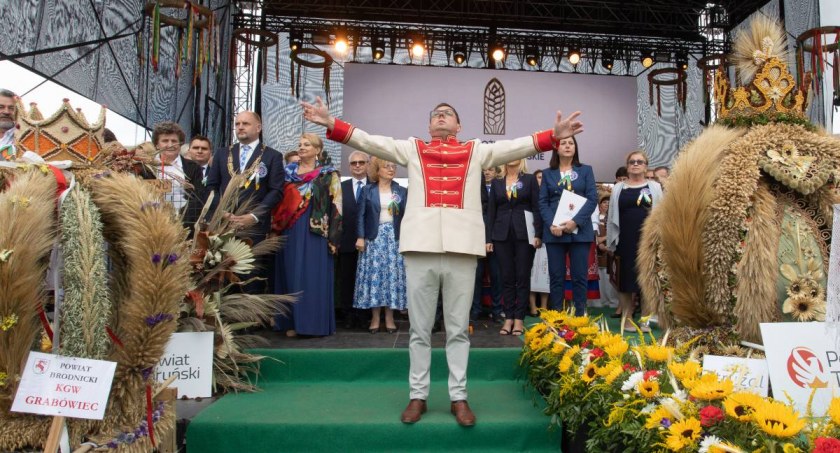 W niedzielę wojewódzkie dożynki. Urszula zagra na scenie pod chmurką