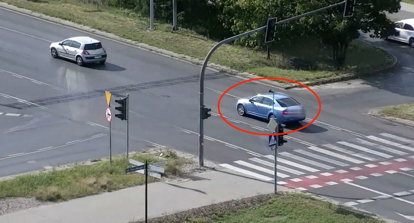 Policjanci zaskoczyli kierowców w Toruniu. Ponownie w tym miejscu [WIDEO]