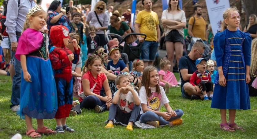 Baśniowy piknik na zakończenie wakacji. Dzieci były wniebowzięte [FOTORELACJA]