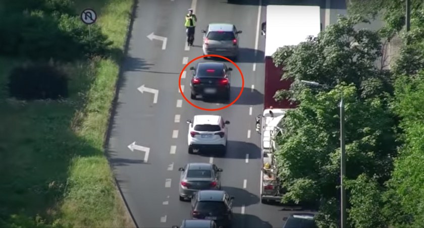 Żniwa „drogówki” w Toruniu. Posypały się mandaty, zatrzymano prawa jazdy
