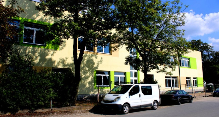 Szkoła pod Toruniem rośnie w ekspresowym tempie. To inwestycja za ponad 12 mln zł