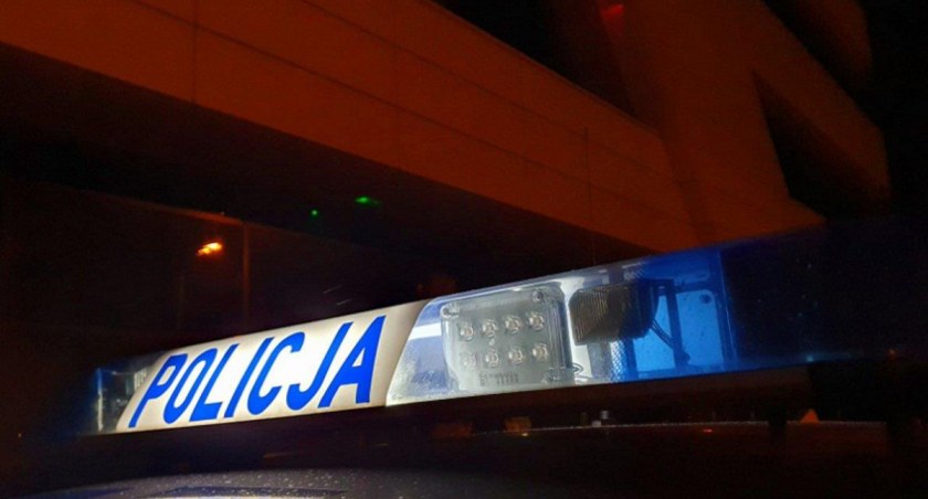 Awantura w nocy w centrum Torunia. Wciągnął kreskę, w jego obronie stanął kolega