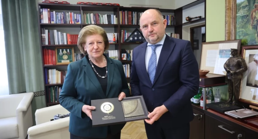 Wizyta byłej premier Hanny Suchockiej w Toruniu