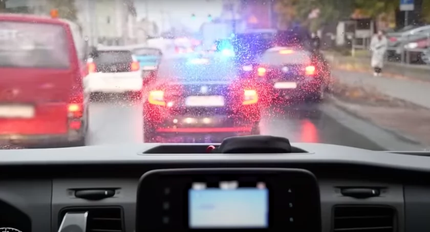Sceny jak z filmu akcji. Członkowie gangu zatrzymani w Toruniu [WIDEO]
