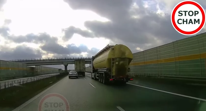 Stop Cham. Niebezpieczna „zemsta” kierowcy Audi pod Toruniem 