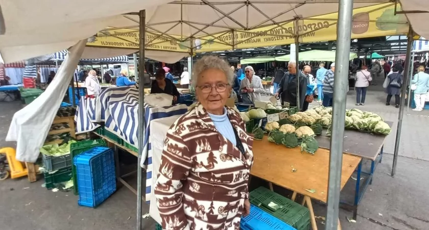 Oto „matka chrzestna” targowiska w Toruniu. Handluje tu prawie 40 lat 