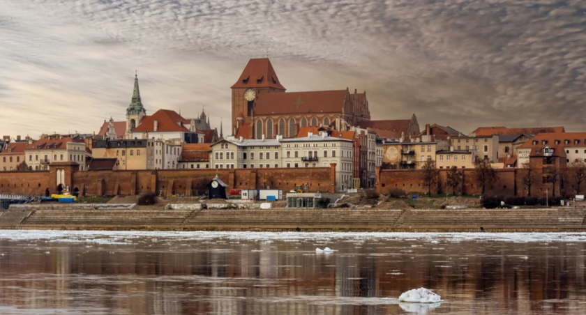 Dobry internet w Toruniu – co wybrać?