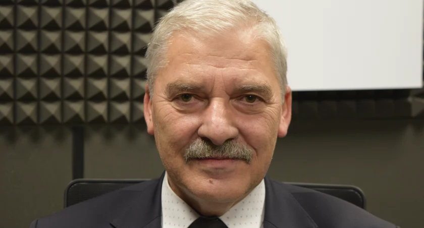 Piotr Kowal - od 17 lat jest wójtem najbogatszej gminy pod Toruniem