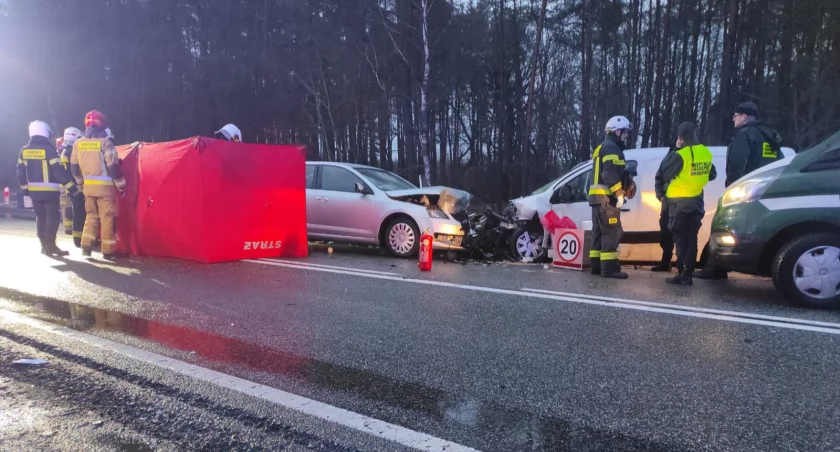 Tragiczny wypadek pod Toruniem. Kierowcy tkwią w korkach