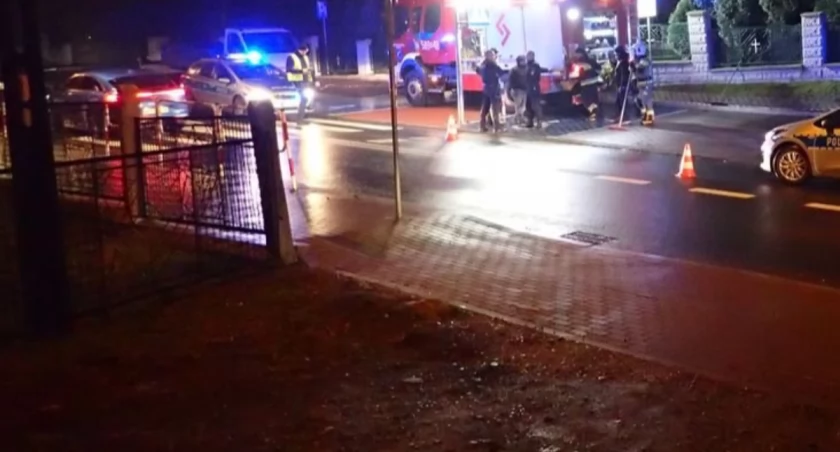 Poważny wypadek w Toruniu. Kierowca auta wjechał w 88-latka