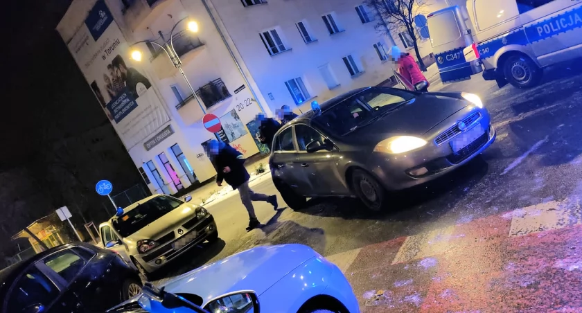 Kryminalni rozbili gang w Toruniu. Przestępcy zatrzymani na oczach mieszkańców