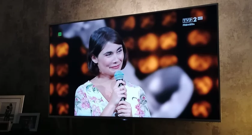 Absolwentka I LO w Toruniu zachwyciła cały kraj i wystąpi w Opolu