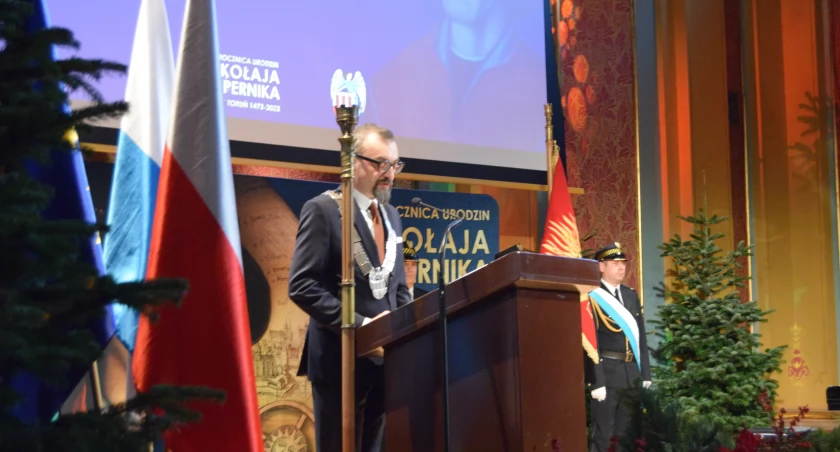 W Sali Wielkiej Dworu Artusa odbyły się okrągłe urodziny Torunia