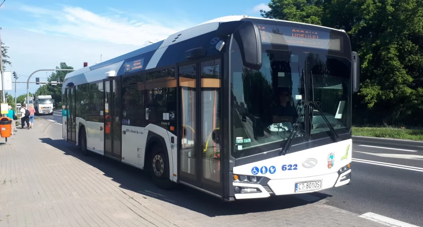 MZK w Toruniu uruchomił nowe trasy autobusów. Mieszkańcy zgłaszają uwagi