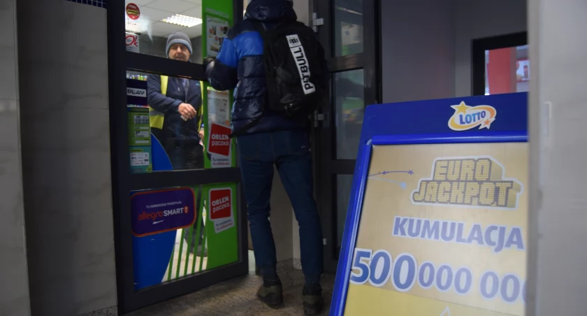 Kolejna główna wygrana w LOTTO w Toruniu. Po raz pierwszy w tym punkcie