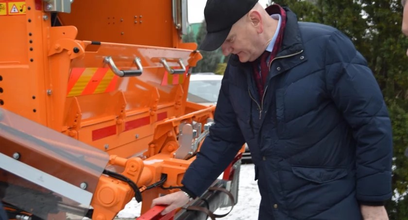 13 nowych śmieciarek trafiło do MPO w Toruniu