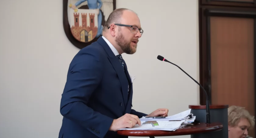 Wiceprezydent Torunia odchodzi z urzędu. Następcy nie będzie