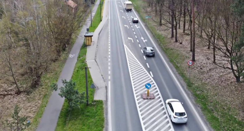 Remont drogi pod Toruniem potrwa pięć miesięcy dłużej. Kierowcy tracą cierpliwość