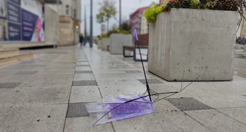 Gwałtowna zmiana pogody. Cyklon Nadina uderzy w Toruniu