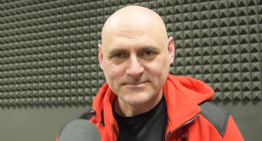 Wojciech Przybysz - pracuje na rzecz dzieci i młodzieży z ulicy