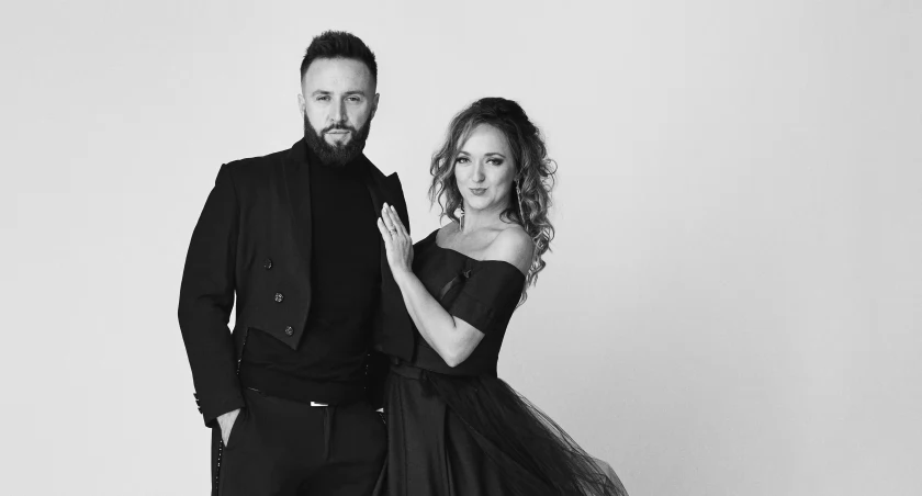 Tworzą duet w życiu i na scenie. W Toruniu wykonają przeboje filmowe i operowe