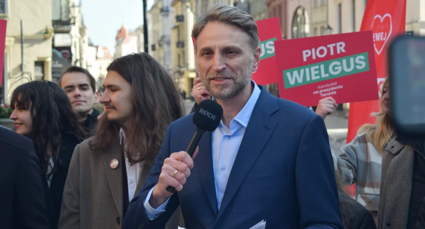 Kandydat na prezydenta Torunia nie będzie tańczył na urodzinach Radia Maryja
