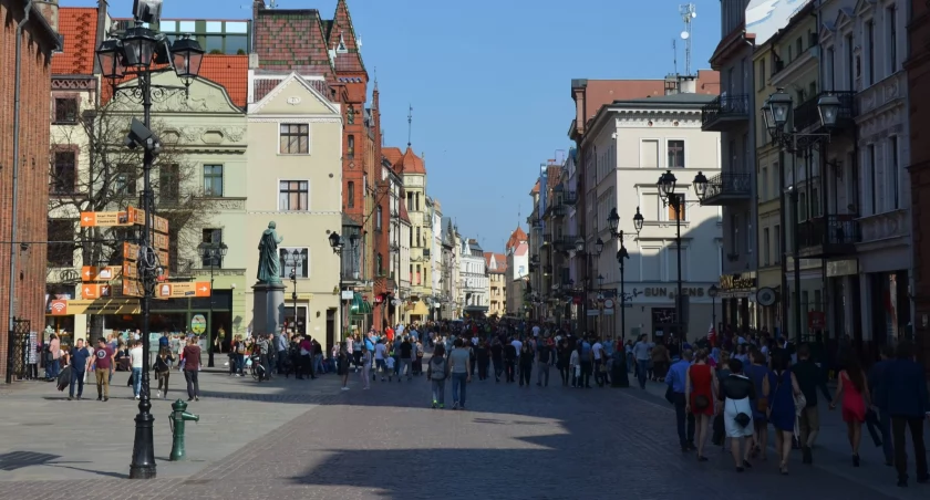 Nadchodzi wielki przewrót w pogodzie. W Toruniu zrobi się naprawdę ciepło