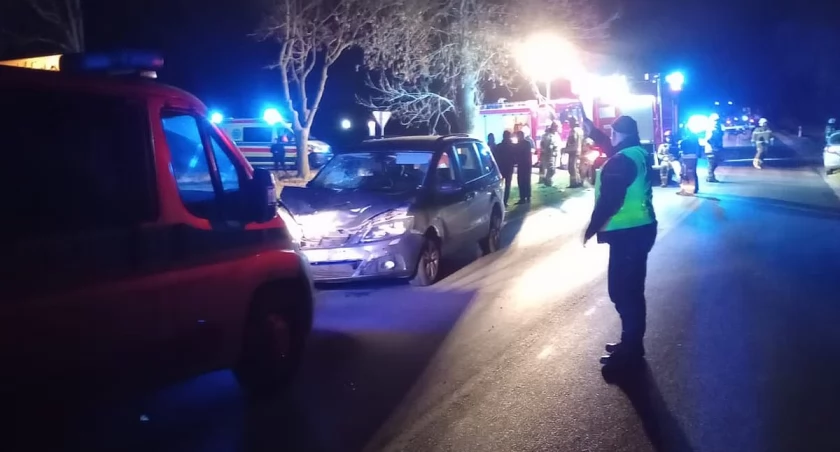Motocyklista bez prawa jazdy wjechał w auto. Tragiczna śmierć młodego mężczyzny