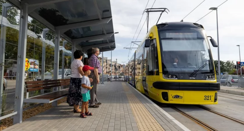 Rasistowski atak w tramwaju MZK w Toruniu. Motorniczy przerwał kurs