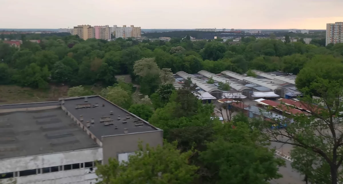 Nowa droga zamiast parkingu w centrum Torunia. Plac budowy został przejęty