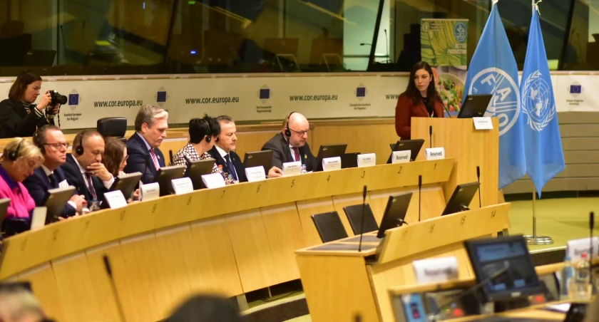 Marszałek Piotr Całbecki reprezentuje Europejski Komitet Regionów w Rzymie