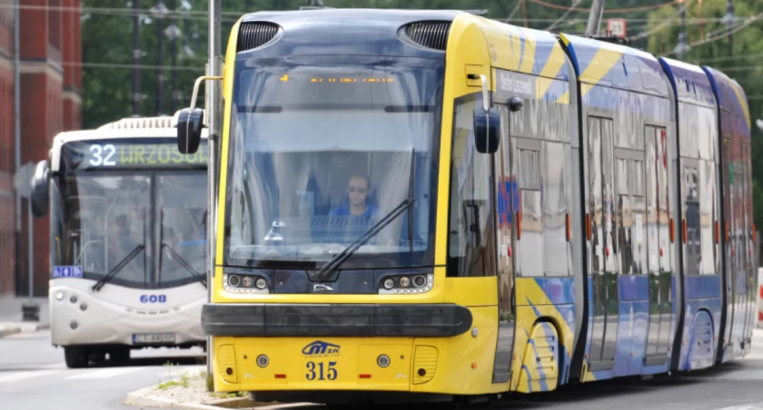 Awaria zwrotnicy w Toruniu. MZK zmienia trasę tramwaju